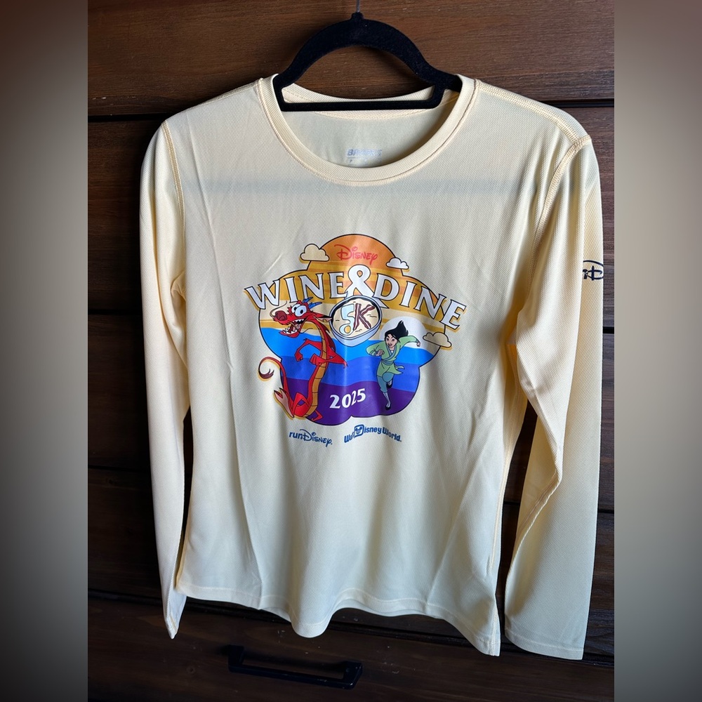 Brooks Disney Wine & Dine Graphic Shirt